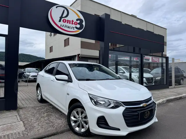 Carro Chevrolet Onix Plus 2023 LT 1.0 Turbo (Aut.)