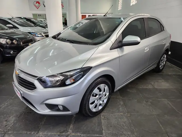 Carro Chevrolet Onix 2018 1.4 LT SPE/4