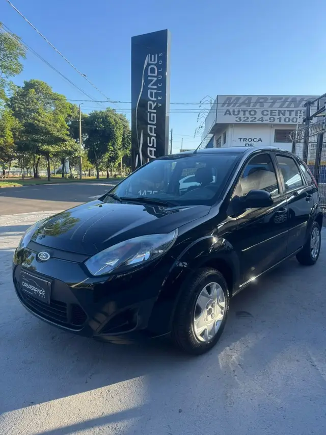 Carro Ford Fiesta Hatch 2013 Rocam 1.0 (Flex)