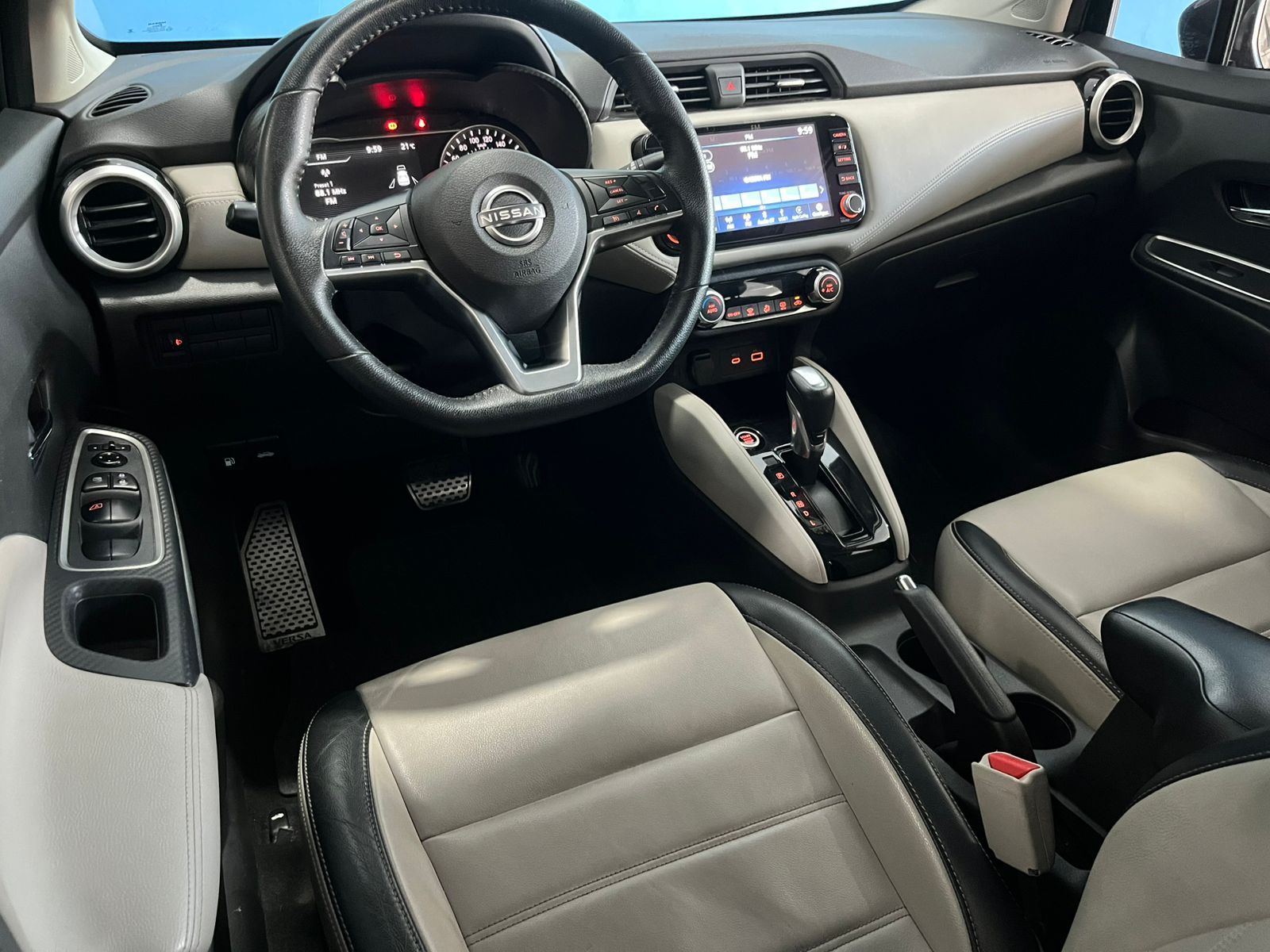 Nissan Versa