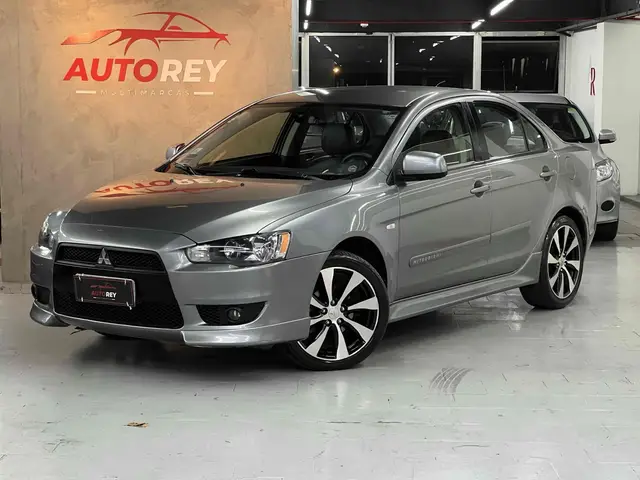 Carro Mitsubishi Lancer 2013 2.0 16V