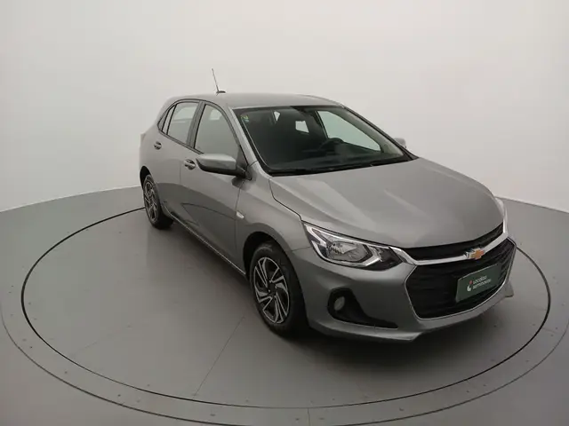 Carro Chevrolet Onix Plus 2024 LT 1.0
