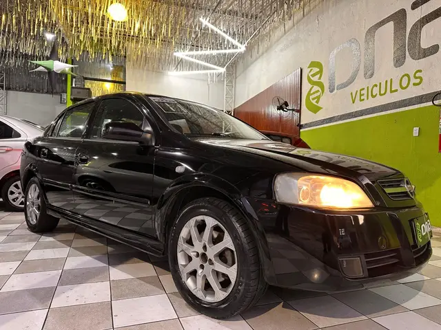 Carro Chevrolet Astra Sedan 2011 Advantage 2.0 (Flex)