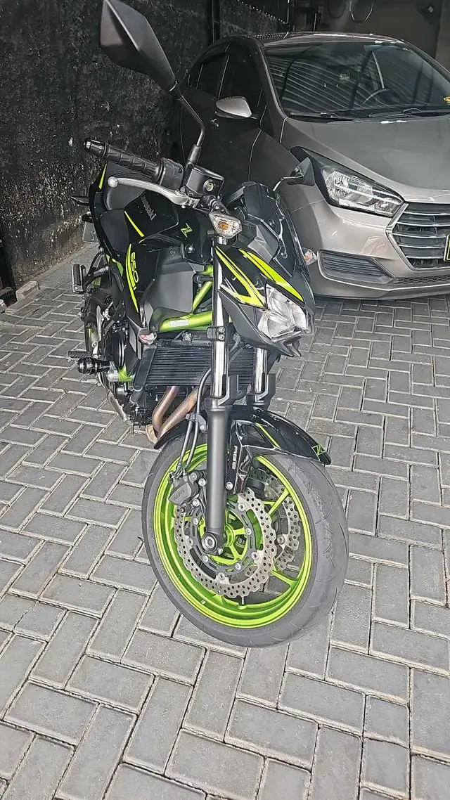 Moto Kawasaki Z 650 2021 (ABS)