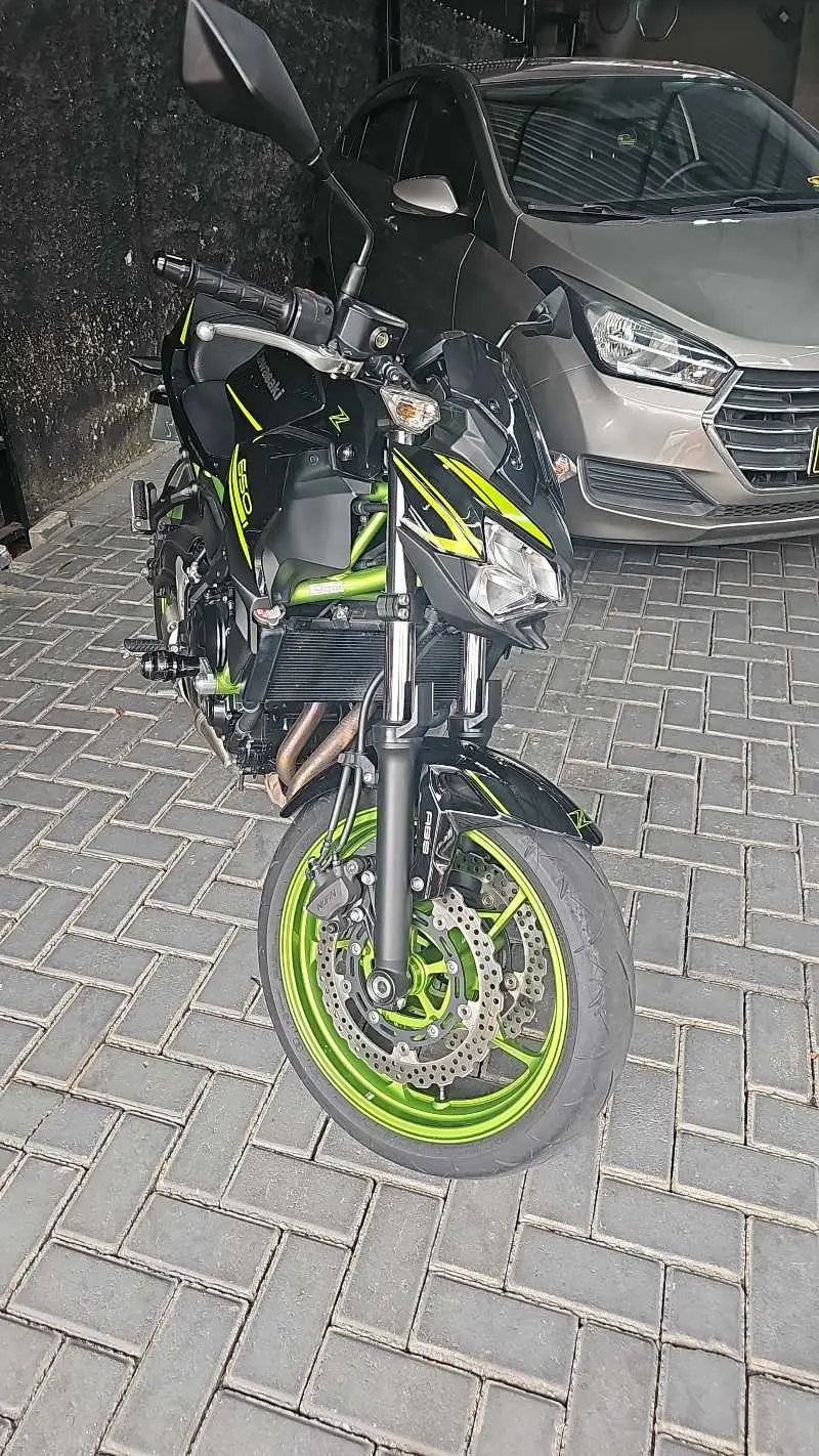 Kawasaki Z 650 (ABS)
