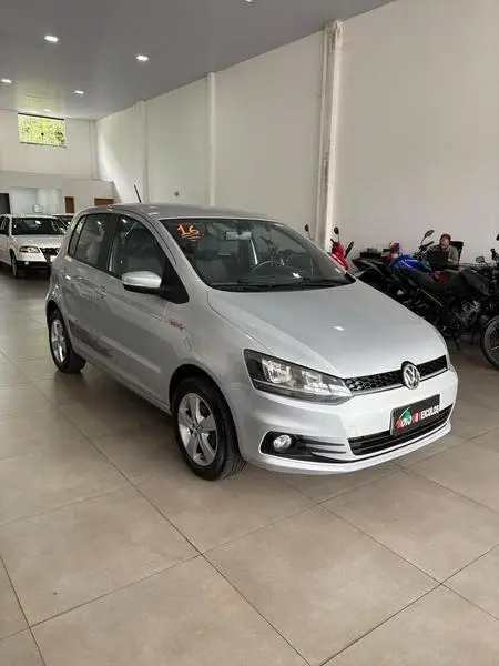 Carro Volkswagen Fox 2016 1.6 MSI Rock in Rio (Flex)