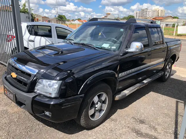Carro Chevrolet S10 Cabine Dupla 2011 S10 Executive 4x2 2.4 (Flex) (Cab Dupla)