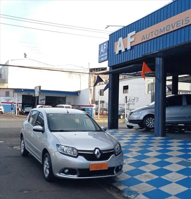 Carro Renault Sandero 2015 Dynamique 1.6 8V