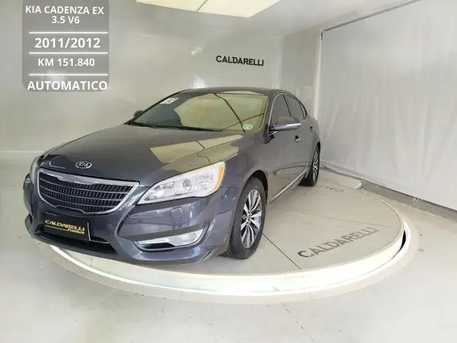Carro Kia Cadenza 2012 EX 3.5 V6 Z.554 (aut)
