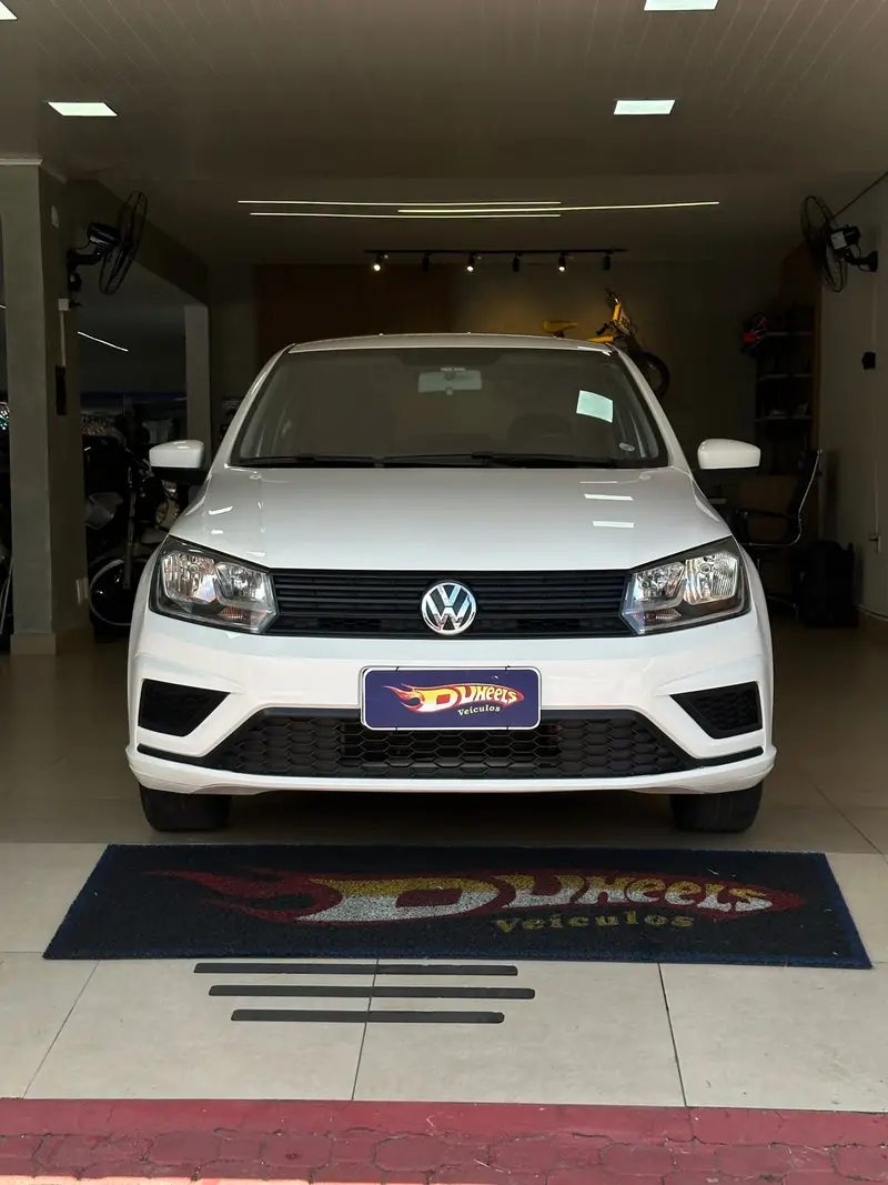 Volkswagen Voyage 1.0 MPI (Flex)
