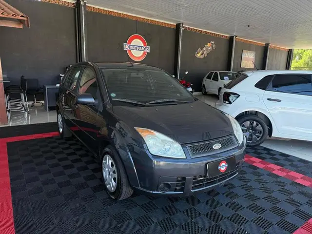 Carro Ford Fiesta Hatch 2008 Class 1.6 (Flex)