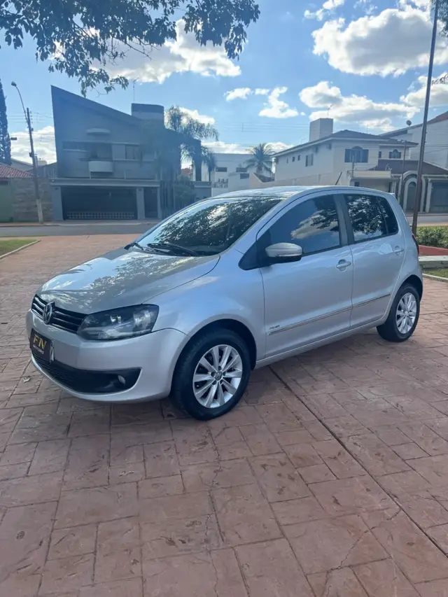 Carro Volkswagen Fox 2011 Prime 1.6 8V (Flex)