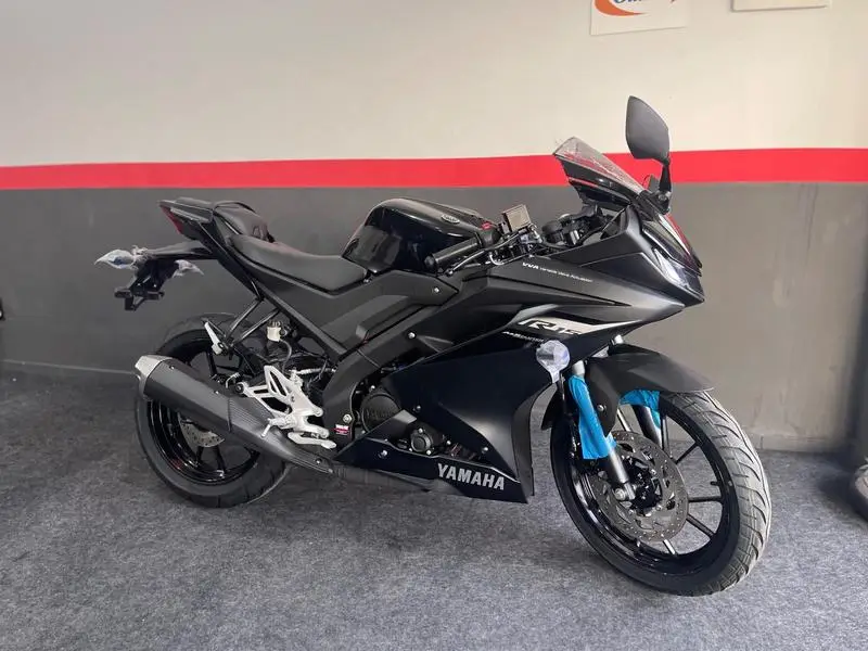 Yamaha YZF R15 ABS