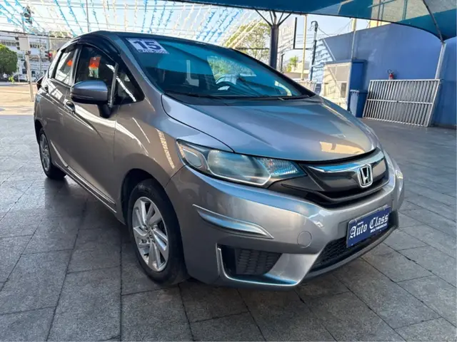 Carro Honda Fit 2015 1.5 16v LX CVT (Flex)