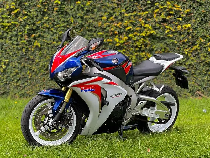 Honda CBR 1000RR Fireblade (ABS)
