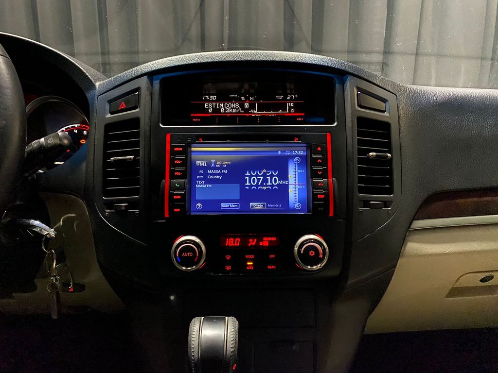 Pajero Full 3.2 DI-D 3D HPE 4WD