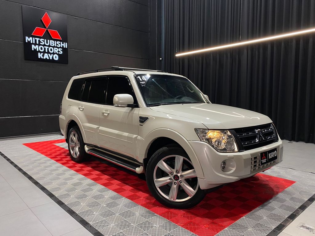Pajero Full 3.2 DI-D 3D HPE 4WD