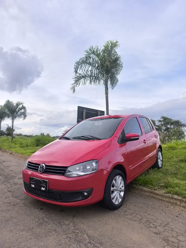 Carro Volkswagen Fox 2010 1.0 8V (Flex) 4p