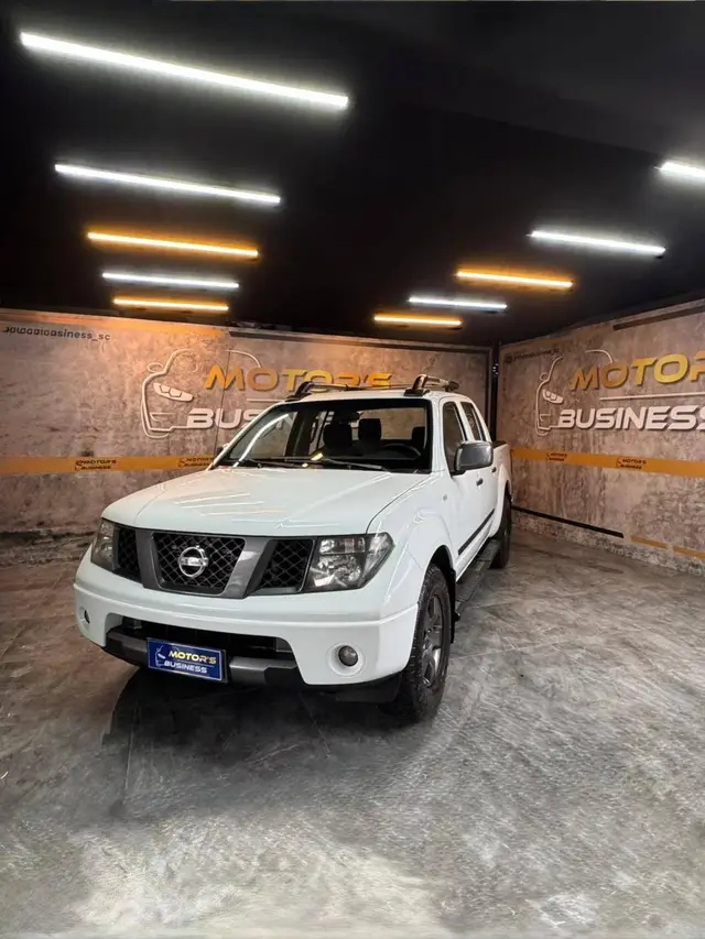 Carro Nissan Frontier 2012 SE Attack 2.5 4x2 (Cab.Dupla)