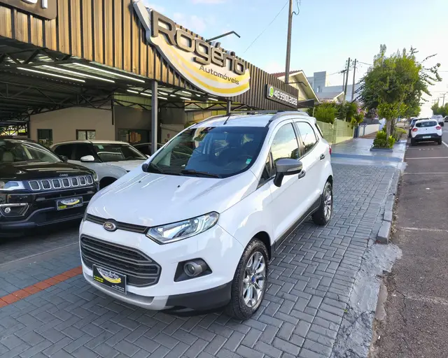 Carro Ford EcoSport 2015 Ecosport Freestyle Powershift 2.0 16V (Flex)