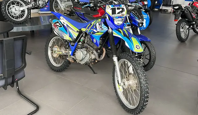 Carro Yamaha TT-R 230 2020 230