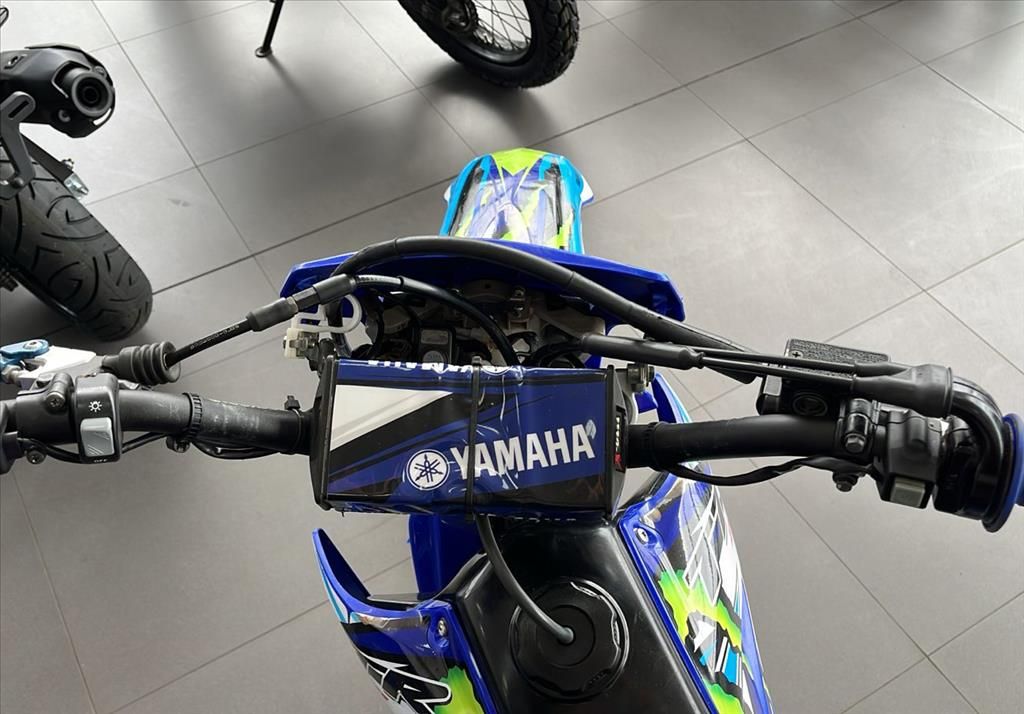 Yamaha TT-R 230