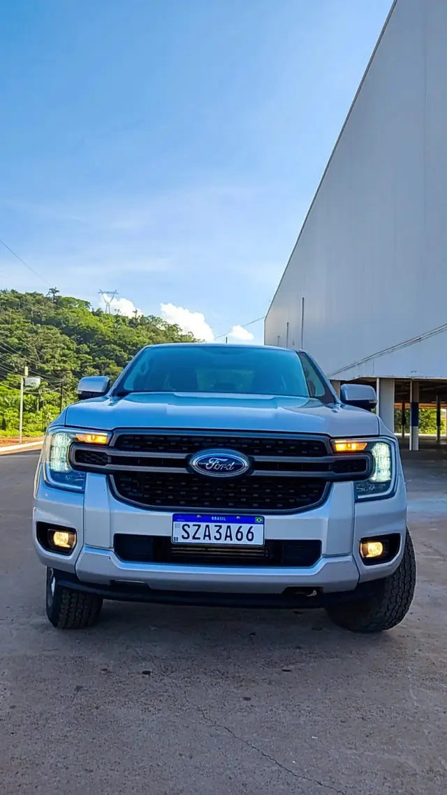 Carro Ford Ranger Cabine Dupla 2024 XLS 2.0 4x4
