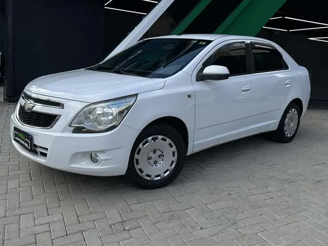 Carro Chevrolet Cobalt 2013 LT 1.4 8V (Flex)