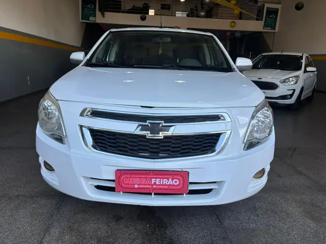 Carro Chevrolet Cobalt 2014 LT 1.4 8V (Flex)