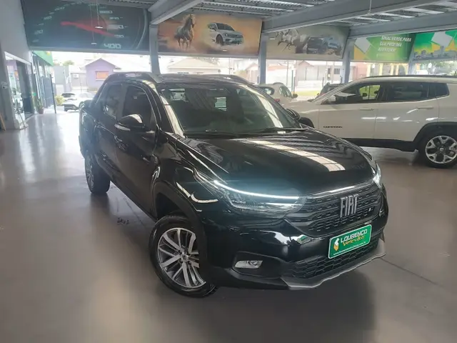 Carro Fiat Strada 2024 Volcano 1.3 Cabine Dupla