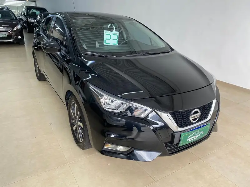 Nissan Versa Advance 1.6 (Flex) (Aut)