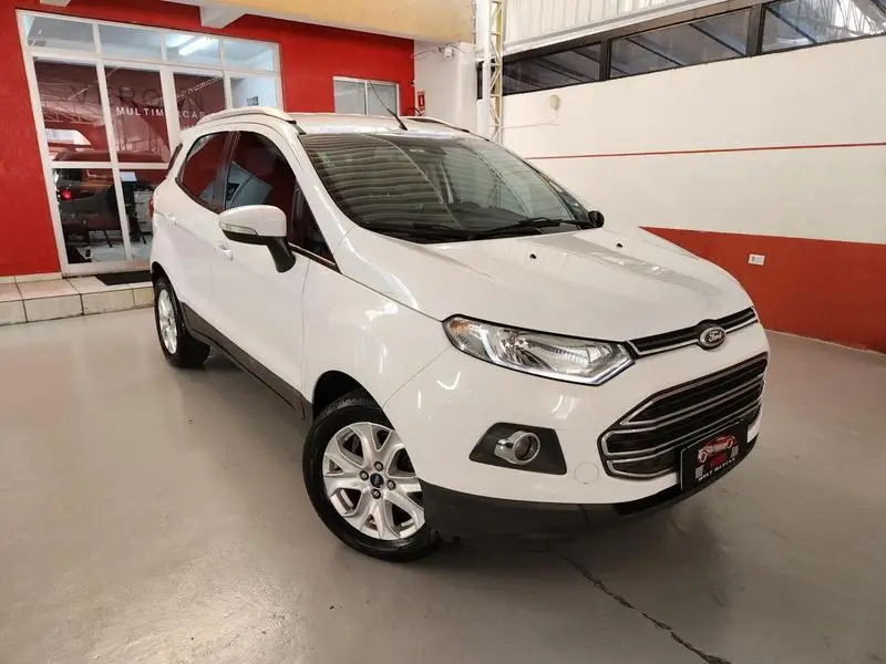 Ford TITANIUM 2.0 16V Flex 5p