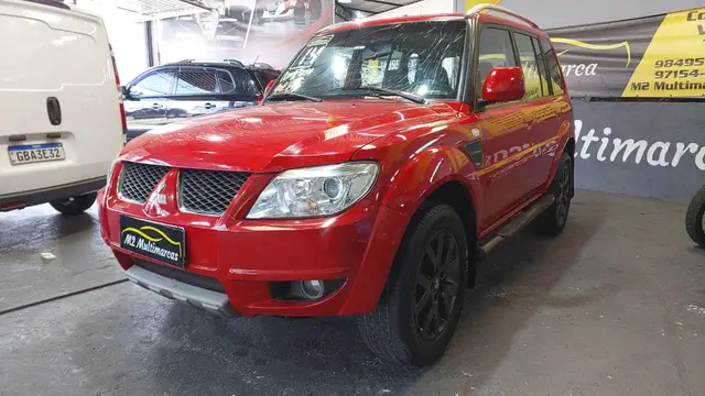 Carro Mitsubishi Pajero TR4 2013 2.0 16V 4x2 (Flex)
