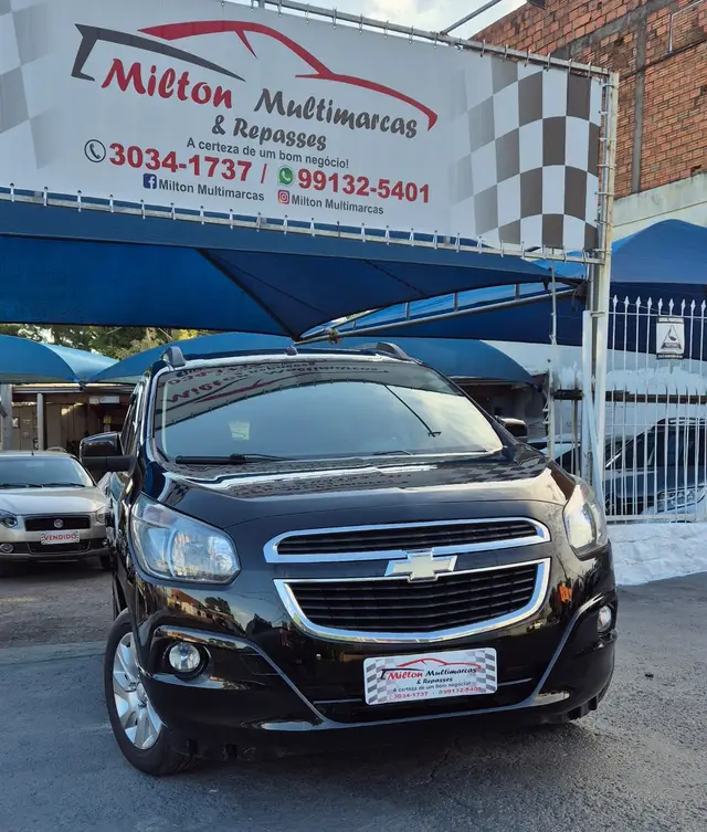 Carro Chevrolet Spin 2017 LTZ 7S 1.8 (Flex)