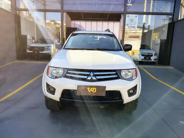 Carro Mitsubishi L200 Triton Sport 2015 2.4 HLS (Flex)