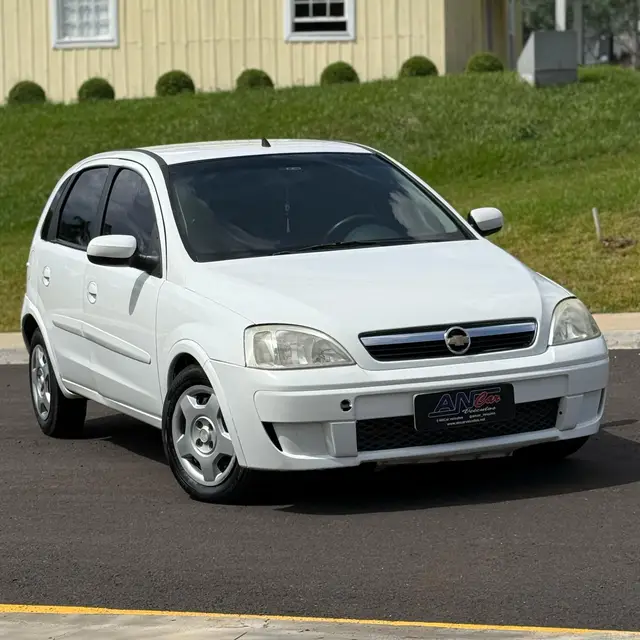 Carro Chevrolet Corsa Hatch 2012 Maxx 1.4 (Flex)