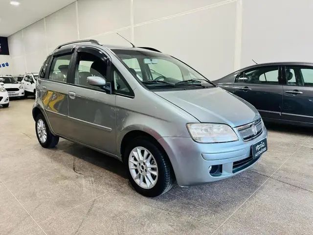 Carro Fiat Idea 2010 ELX 1.4 (Flex)