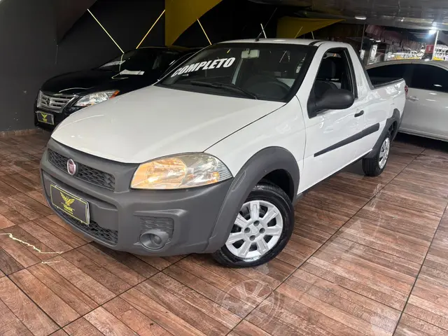 Carro Fiat Strada 2015 Working 1.4 (Flex)