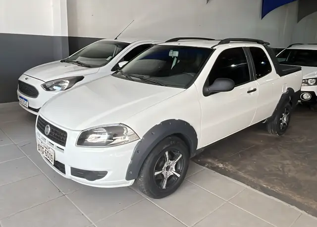 Carro Fiat Strada 2013 Working 1.4 (Flex) (Cabine Dupla)