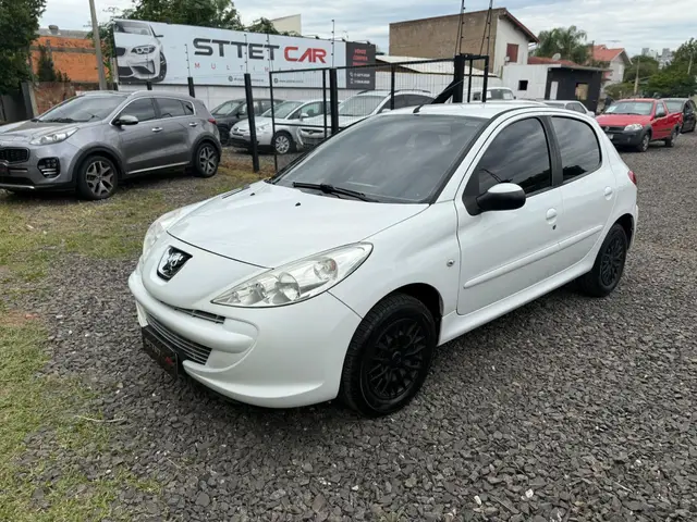 Carro Peugeot 207 2013 Hatch XR 1.4 8V (flex) 4p