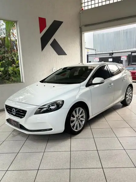 Carro Volvo V40 2016 1.5 T3 Kinetic