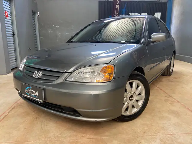 Carro Honda Civic 2003 Sedan LX 1.7 16V