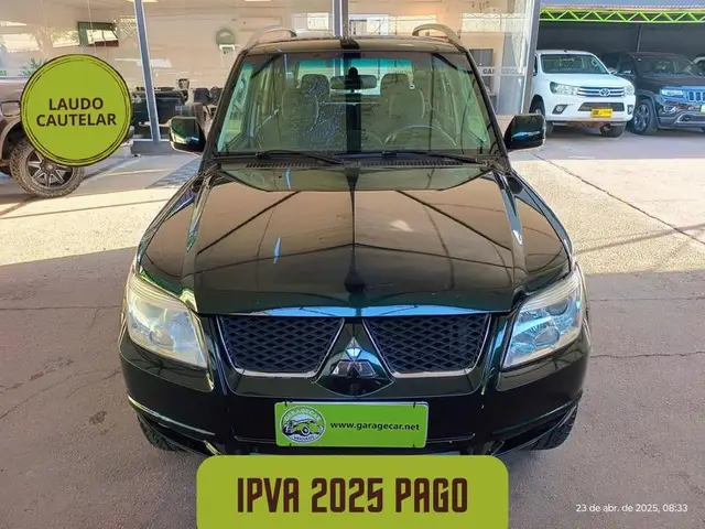 Carro Mitsubishi Pajero TR4 2012 2.0 16V 4x2 (Flex)