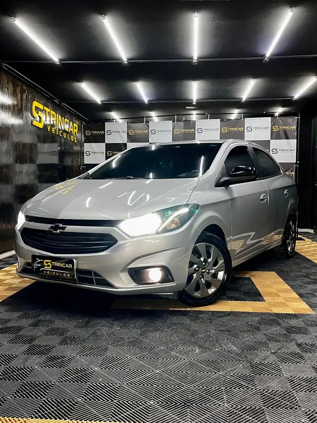 Carro Chevrolet Onix 2021 1.0 (Flex)