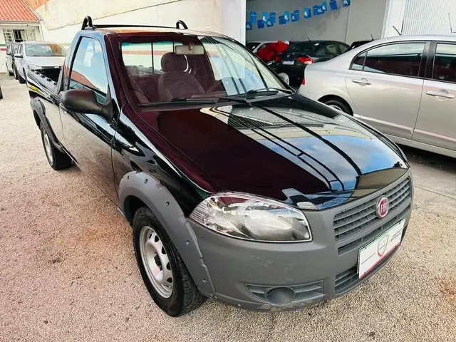 Carro Fiat Strada 2013 Working 1.4 (Flex)