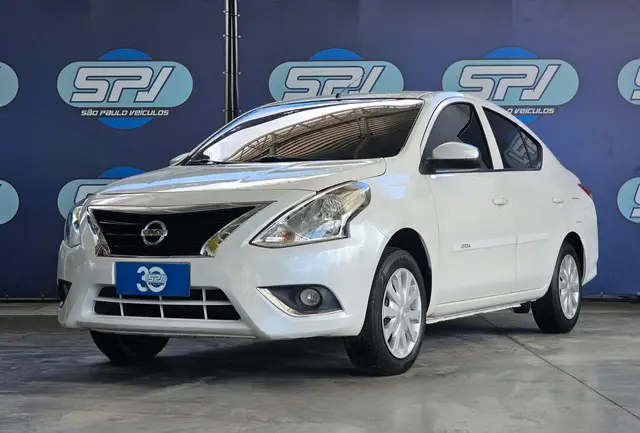 Carro Nissan Versa 2020 1.0 12V (Flex)