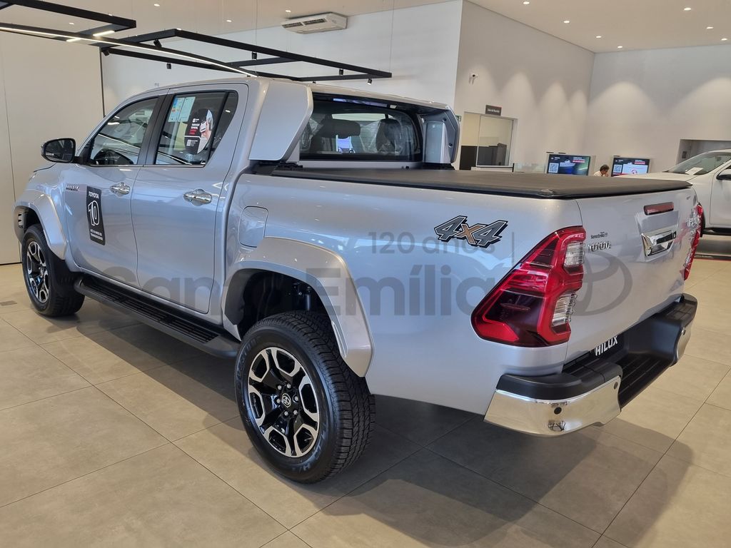 Hilux Cabine Dupla SRX Plus 4x4 2.8 Diesel