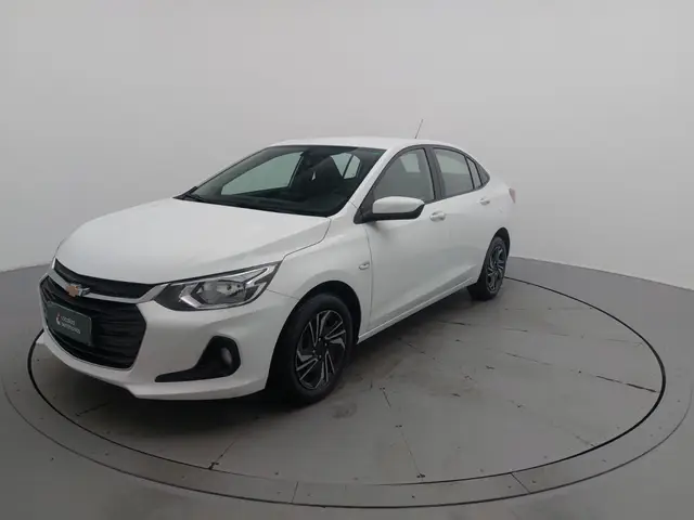 Carro Chevrolet Onix Plus 2024 LT 1.0