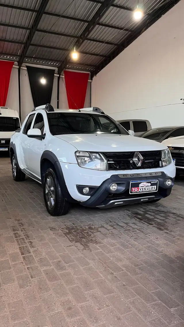 Carro Renault Duster Oroch 2020 2.0 16V Dynamique (Aut) (Flex)