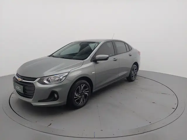 Carro Chevrolet Onix Plus 2024 LT 1.0